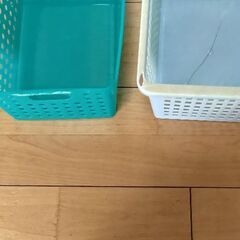 収納ケース　５個　プラスチックの画像