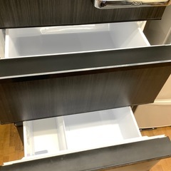 90分の無料軽トラック貸出サービス！【AQUA】4ドア冷蔵庫（AQR-V37PL）のご紹介です!の画像