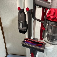 dyson ダイソン コードレスクリーナー SV12 V10の画像