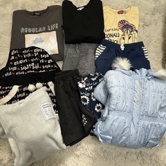子供服　おまとめ売り　１４０サイズ　コート　トレーナー　ズボン　 10枚セットの画像