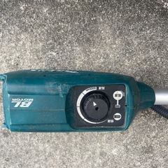 マキタ芝刈り機(本体のみ)の画像