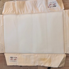 ベビーベッド　アップリカ　ココネルエアーの画像