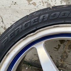 社外タイヤホイールの画像