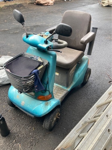 ハンドル型電動車椅子