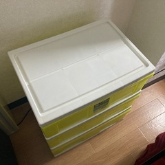 3段チェストの画像
