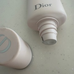 DIORの画像