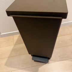 ゴミ箱　45リットル
の画像