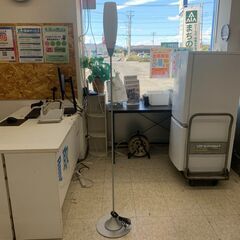 【ジモティー割引で最大15％OFF⭐️】スタンドライト DAIKO