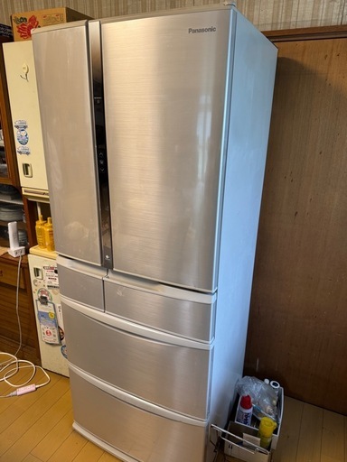 取引相手決定
【価格要相談】Panasonic 冷蔵庫　472L　NR-FTM478S