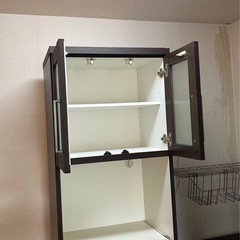 食器棚の画像