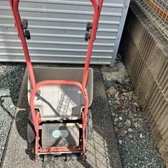 芝刈り機　手動の画像