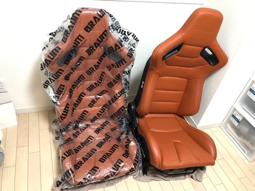 希少！！ BRAUM レーシング セミバケットシート キャメル  2脚セット
