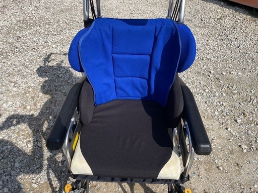 リクライニング車椅子