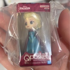 ガチャガチャ　Disney えるさエルサの画像