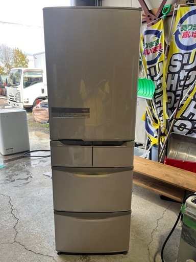 日立　冷凍冷蔵庫　４１５Ｌ　５ドア　右開き　ソフトブラウン　大型冷蔵庫　ビッグ＆スリムシリーズ　フロストリサイクル冷却　ＬＥＤ庫内　インフォメーションディスプレイ　ｅｃｏモード　Ｒ－Ｓ４２ＢＭ