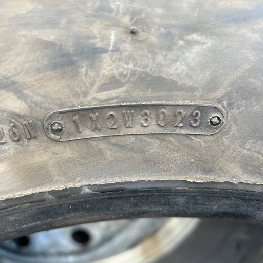 ダンロップ 275/80R22.5 151/148 23年 2本