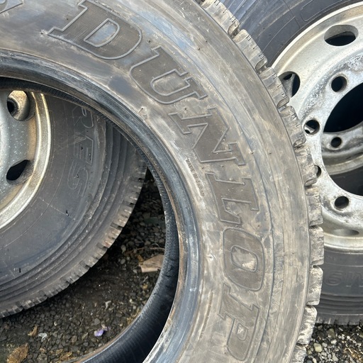 ダンロップ 275/80R22.5 151/148 23年 2本