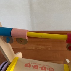 赤ちゃん押し車、ガタガタの画像