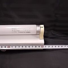 蛍光灯 器具 照明 20W型 ￥800の画像