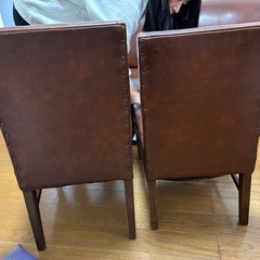 小さいアンティークチェアの画像