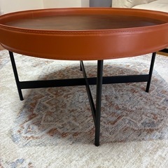 リビングテーブルの画像