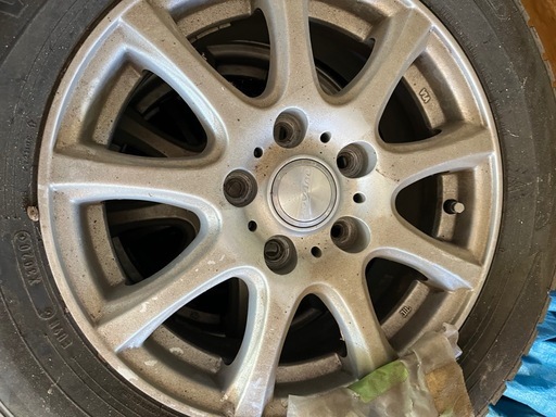 ボクシー　ウインターマックス　タイヤ４本