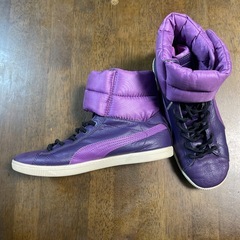 PUMA  23.5センチの画像