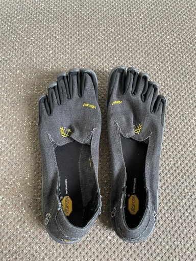 値下げしました　ビブラムファイブフィンガーズ Vibram FiveFingers 5本指シューズ カジュアル CVT-HEMP EU41 25CM ウーマン　女性用