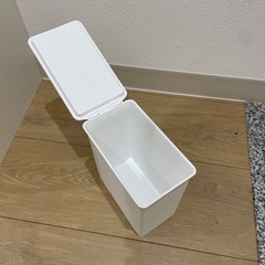 ゴミ箱ミニの画像