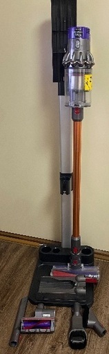 分解清掃済　DysonSV12 スタンド付き