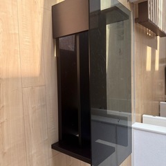 ガラスローテーブルの画像