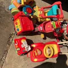 子供　車　三輪車　いろいろの画像