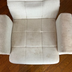 リクライニングシングルチェアーの画像