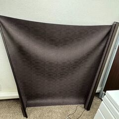 【引取りに来てくれる方・無料】ロールスクリーンの画像