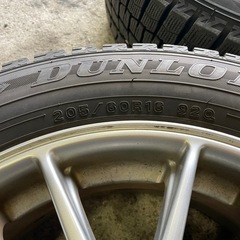 【溝あり】205/60R16 スタッドレス ダンロップ 2020〜21年製 社外アルミホイール PCD114.3/5H 仙台市の画像