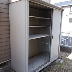ヨドコウの中型物置き　中古の画像