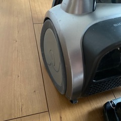 掃除機　東芝　TOSHIBA サイクロン式　ジャンク品の画像