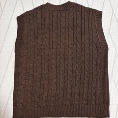 【ほぼ新品】ニットベスト　ユナイテッドアローズの画像