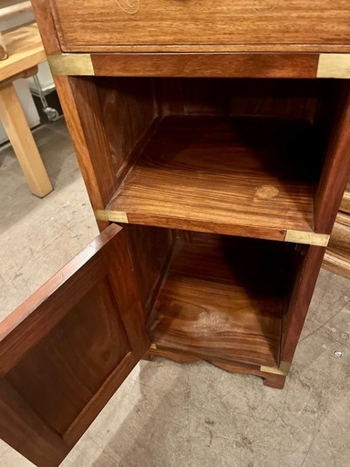 売約済み　アンティーク調キャビネット 真鍮パーツ付き / Antique Style Cabinet with Brass Fitti