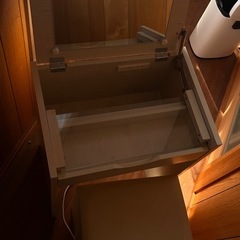 ホワイト　ドレッサーの画像