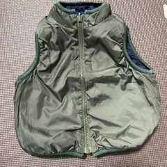⚪️リバーシブル　ダウンベスト90の画像