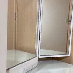 ドレッサーの画像