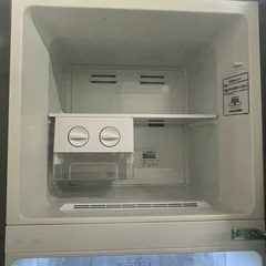 【直接引取限定】Hisense ハイセンス 2ドア ノンフロン冷凍冷蔵庫 HR-B2302 2020年製 グレー 中古の画像