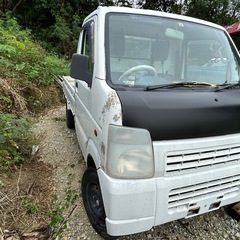 スズキ　キャリー現状8万円屋根断熱塗装済み‼️エアコン不調？の為値引きします。冷えたり冷えなかったり？まだまだ乗れます。部品取り車検取って乗るも大丈夫です。の画像