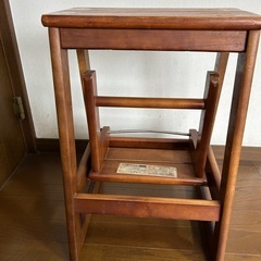 (取引中)椅子(折りたたみ踏み台)の画像