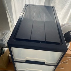 プラスチックの収納ケース(3段)の画像