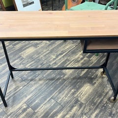 M【中古品】IKEA イケア ラップトップテーブル ブラック 黒 100x36cm z10339736 FJALLBO フィエルボ パソコンデスク 学習机 作業台 テーブル 生活家具の画像