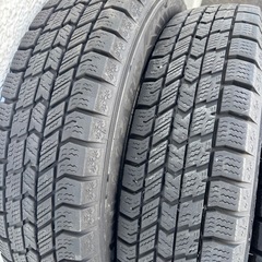 145/80R13 スタッドレスタイヤの画像