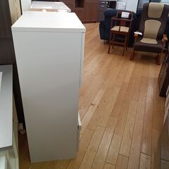 ★リユースのサカイつくば店★TK7034  食器棚小 ホワイト H108×D40×W58 クリーニング済みの画像