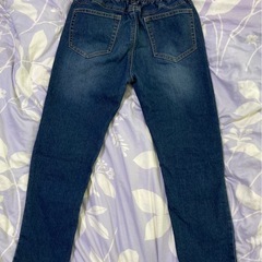 子供服　140サイズ　長ズボンの画像